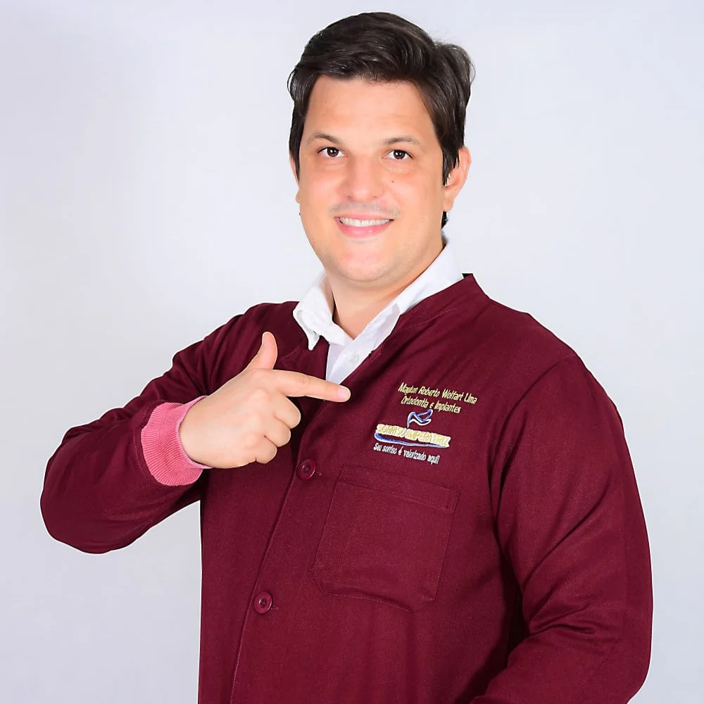 Dr. Maykon Roberto